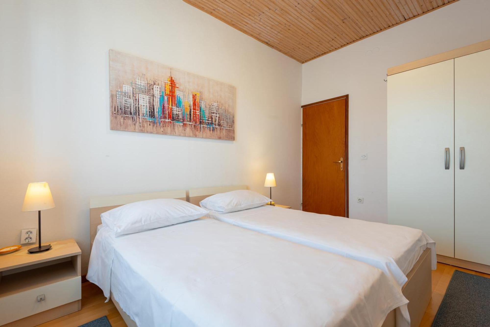 Apartments By The Sea Jelsa, Hvar - 11319 ييلسا الغرفة الصورة